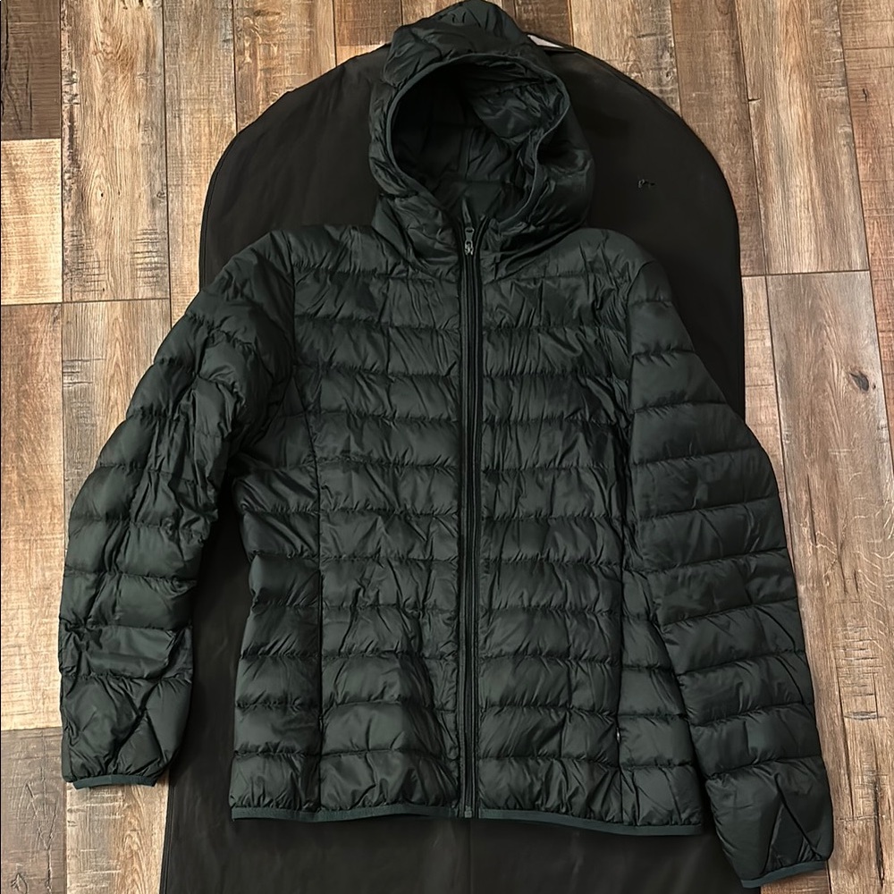 Women’s forest green down Puffer Jacket